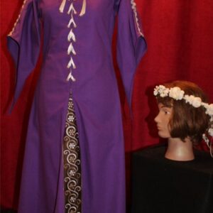 DAME AURORE D'AMETHYSTE