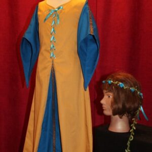 AURELINE DE BELLEBRISE